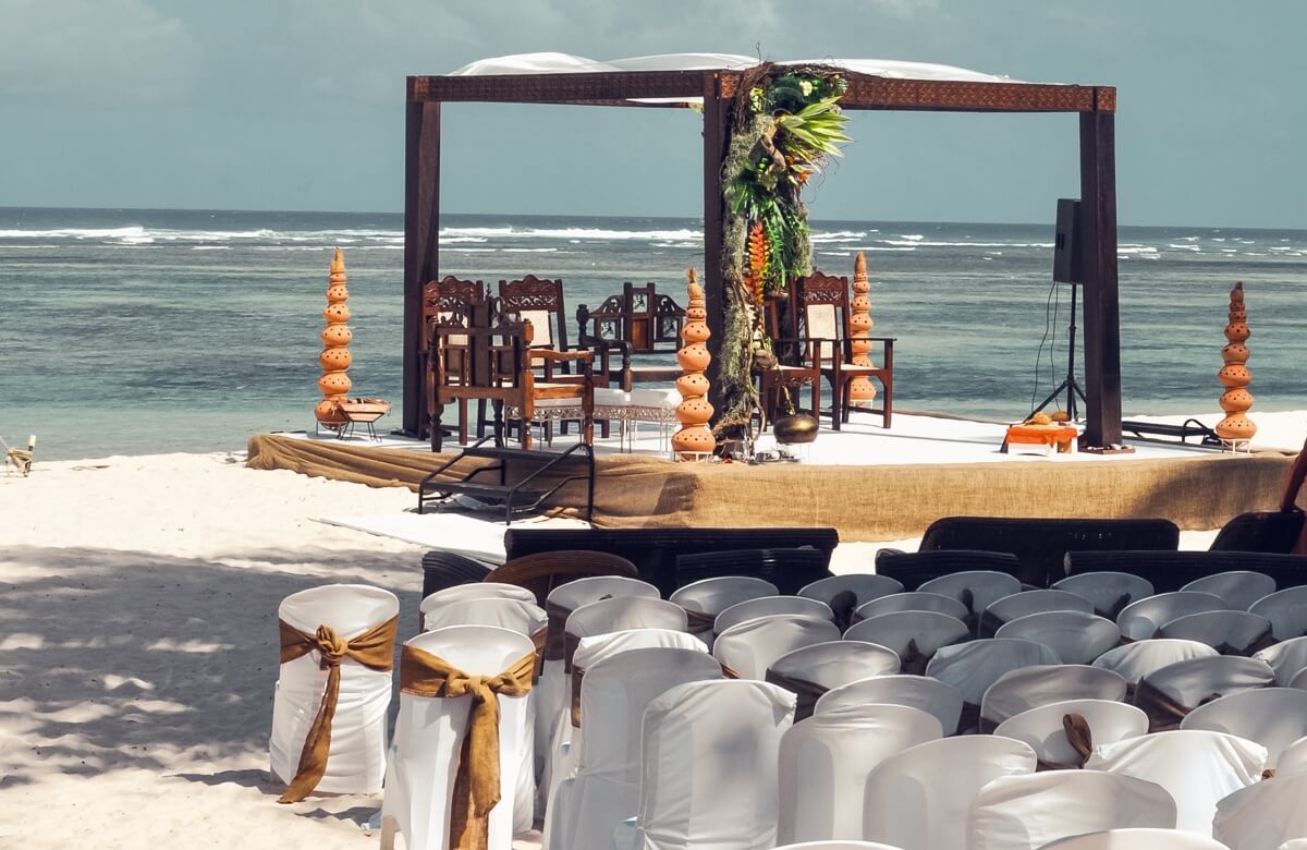 Cómo organizar una boda en la playa: consejos | Palacio de Avilés