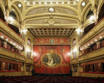 El Teatro Palacio Valdés, un espacio cultural referente a nivel nacional